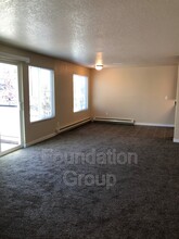 2405 NW 65th St in Seattle, WA - Building Photo - Building Photo