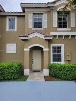 751 SE 2nd St in Homestead, FL - Building Photo