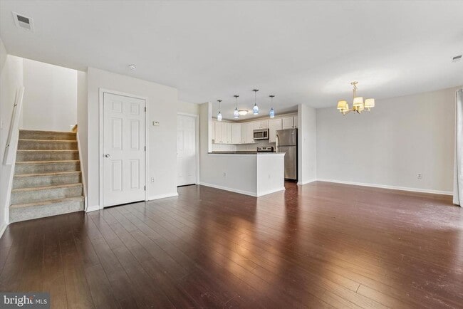 property at 5202 Drawbridge Ct