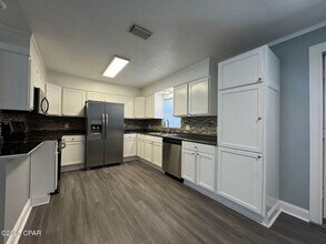 5117 Douglas St-Unit -A in Panama City, FL - Building Photo - Building Photo