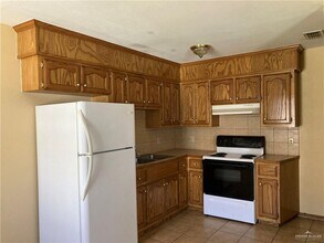 618 San Antonio Ave, Unit 7 in Mission, TX - Building Photo - Building Photo