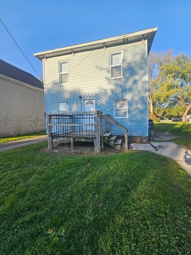 property at 531 N Elizabeth St