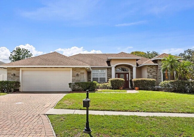 property at 1376 Shelter Rock Rd