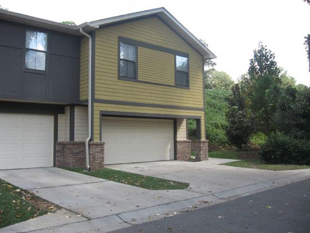 Timberwood Townhomes in Tallahassee, FL - Building Photo