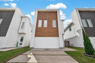 5505 Robusto Pl in Houston, TX - Building Photo