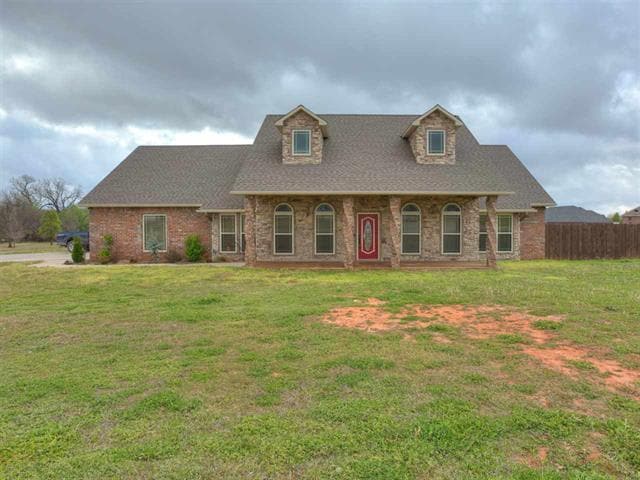 property at 202 Parkview Dr