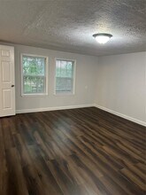700 11th St N in Texas City, TX - Building Photo - Building Photo