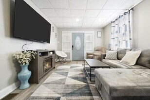 444 Oneida St in Pittsburgh, PA - Building Photo