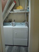 637 Newark Ave in Jersey City, NJ - Building Photo - Building Photo