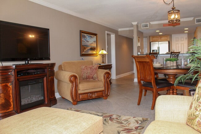 2046 Beach Blvd in Biloxi, MS - Foto de edificio - Building Photo