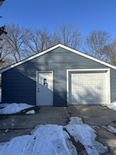 825 Elmwood Ave in Beloit, WI - Building Photo - Building Photo