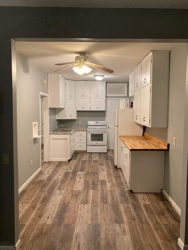 116 2nd St E, Unit Apt 1 in Hastings, MN - Foto de edificio - Building Photo