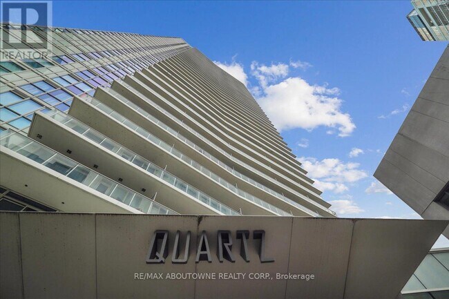 property at 75-1975 Queens Wharf Rd