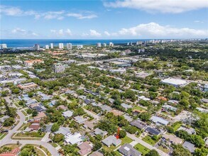 1240 Pompei Ln in Naples, FL - Building Photo - Building Photo