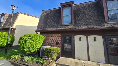 6575 Santa Cruz Pl in Reynoldsburg, OH - Building Photo - Building Photo