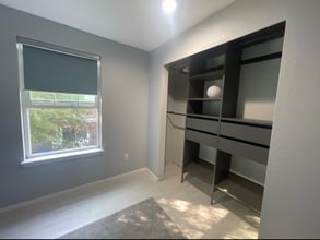 23960 58th Ct S in Kent, WA - Foto de edificio - Building Photo