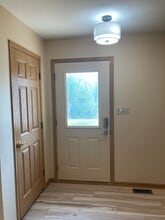 412 11th Cir SE, Unit Iron Lake Estates in Demotte, IN - Building Photo - Building Photo