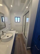 517 N Francisca Ave in Redondo Beach, CA - Foto de edificio - Building Photo