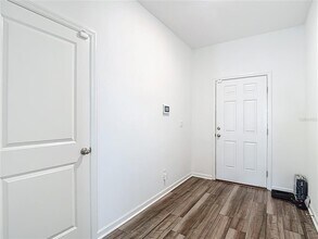 38345 Honey Suckle Dr in Dade City, FL - Building Photo - Building Photo