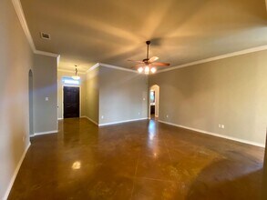 3100 Stallion Dr in Robinson, TX - Building Photo - Building Photo