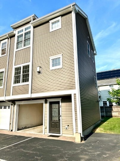 property at 26 Floyd St