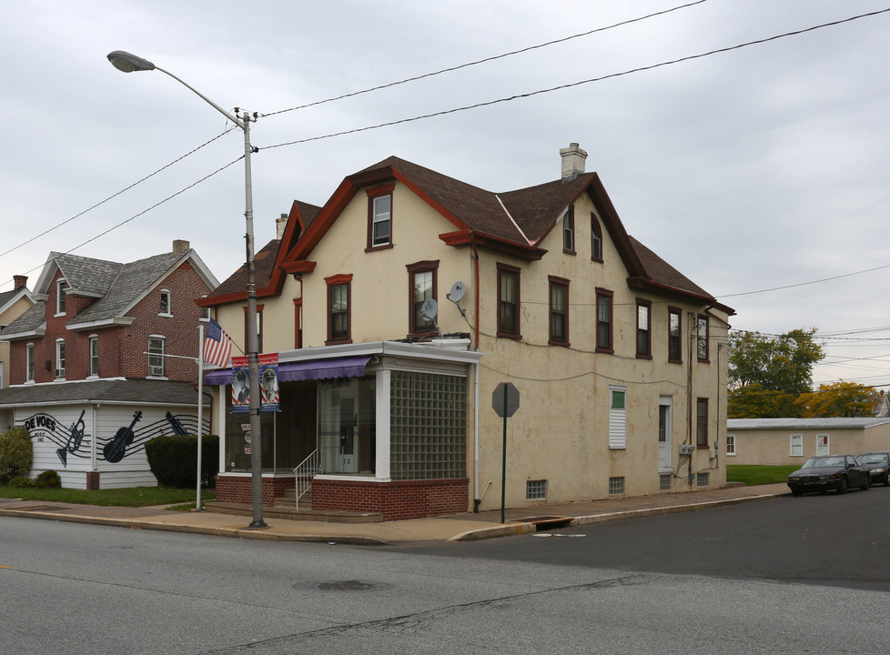 53-55 E Main St in Lansdale, PA - Building Photo