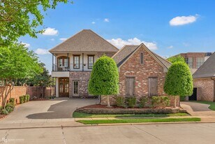 106 Vieux Carre in Bossier City, LA - Building Photo