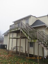 919 Walnut St, Unit B in Anderson, IN - Building Photo - Building Photo