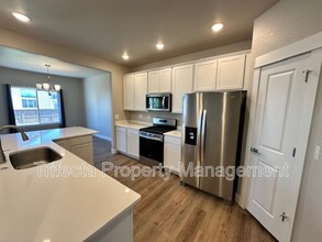 5403 Vona Dr in Loveland, CO - Building Photo - Building Photo
