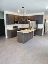 2351 Lake Rd in Altoona, WI - Building Photo - Building Photo