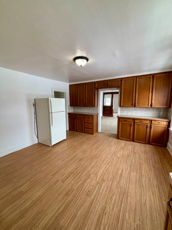 91 Laverack Ave, Unit 3 in Depew, NY - Foto de edificio - Building Photo