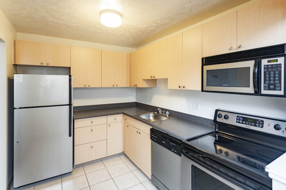 Cambridge Square Apartments In Monroeville Pa Cambridge Square Apartments | Monroeville, PA Apartments For Rent