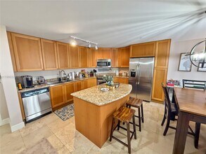 55 Merrick Wy in Miami, FL - Building Photo - Building Photo