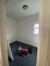 8752 S Saginaw Ave in Chicago, IL - Building Photo - Building Photo