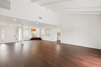 1915 Windward Ln in Newport Beach, CA - Building Photo - Building Photo