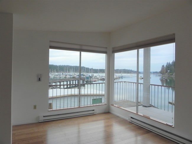 23830 Vashon Hwy SW, Unit 2