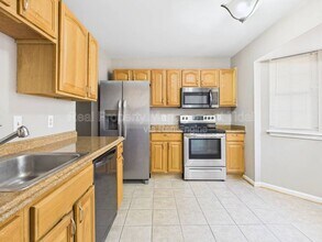 1055 Old Denbigh Blvd in Newport News, VA - Building Photo - Building Photo