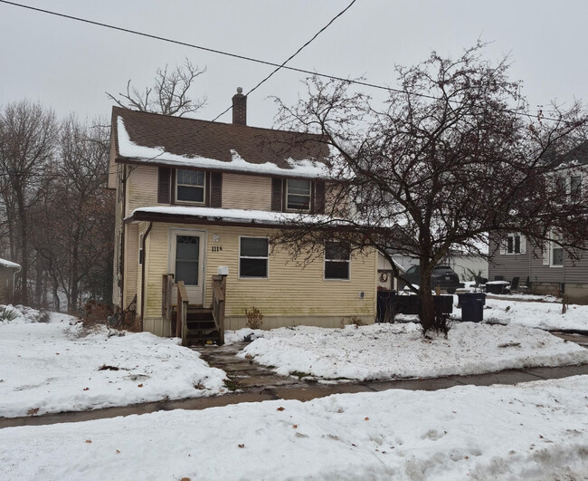 property at 1116 Oakland Ave