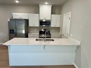 1802 SW Poigai Wy in Bentonville, AR - Building Photo - Building Photo