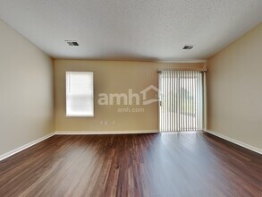 1475 Round Lake Rd in Greenwood, IN - Building Photo - Building Photo