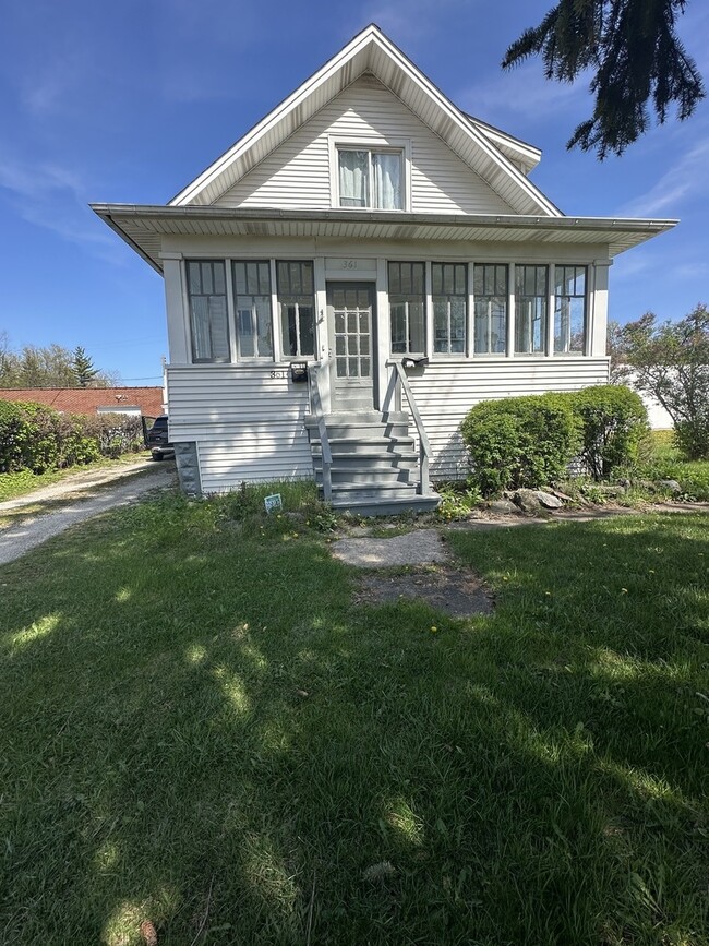 property at 361 N York St