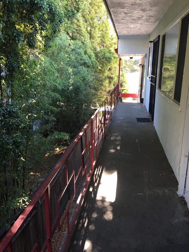 2009 McGee Ave in Berkeley, CA - Building Photo - Building Photo