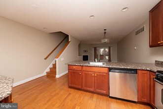 1706 Rodman St in Philadelphia, PA - Building Photo - Building Photo