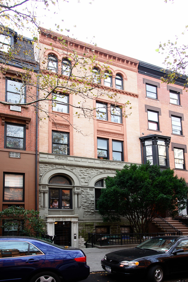 90 Remsen St in Brooklyn, NY - Building Photo - Building Photo