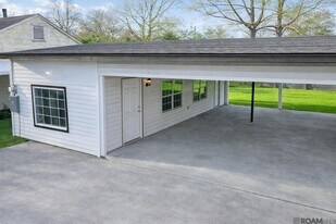 4809 Longfellow Dr in Baton Rouge, LA - Building Photo