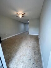 1220 NW 12th St-Unit -1 in Homestead, FL - Building Photo - Building Photo
