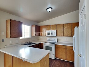 6083 S 6070 W in Salt Lake City, UT - Building Photo - Building Photo