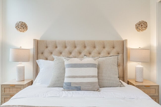 1431 E Howell St, Unit SI ID1035920P in Seattle, WA - Building Photo - Building Photo