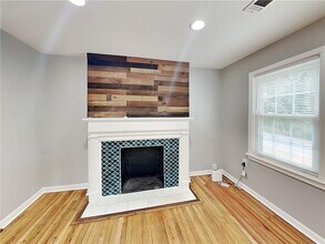 1770 Springview Rd NW in Atlanta, GA - Building Photo - Building Photo