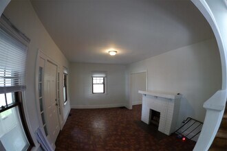 915 Woodstock Ave in Toledo, OH - Building Photo - Building Photo